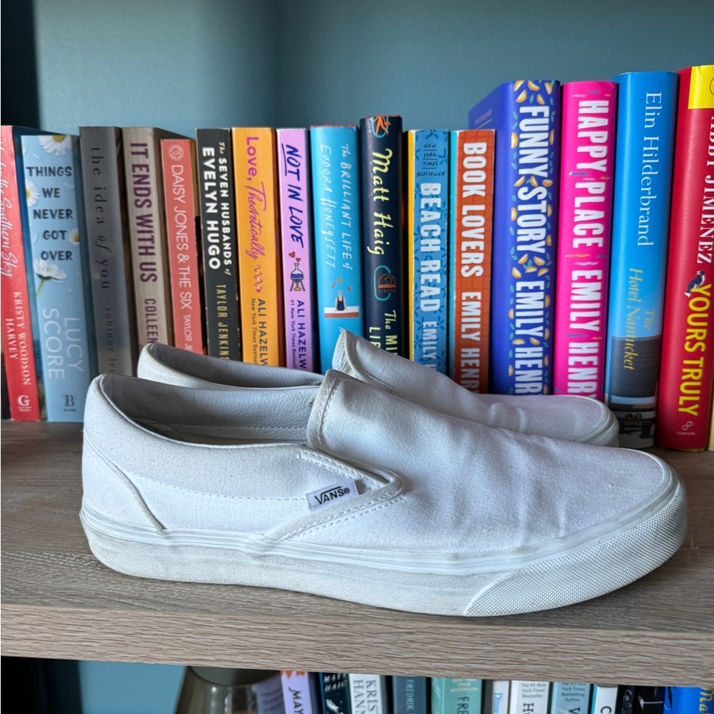White slip on VANS